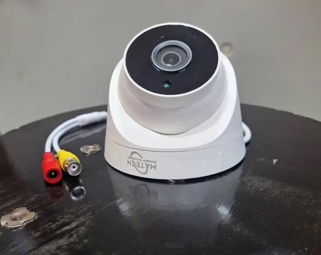 Caméra analogique N/B IR 2mp