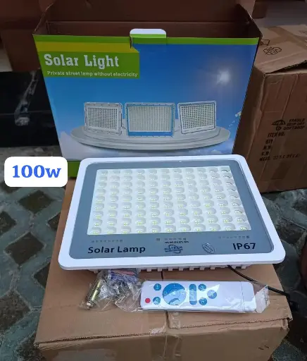 Lampe solaire 100W